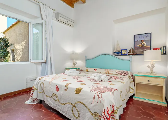 Casetta Rustica Sul Mare - Cala Francese *